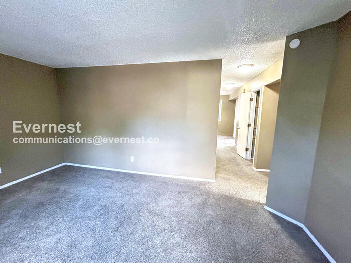 Building Photo - 1185 Mazatlan Cir