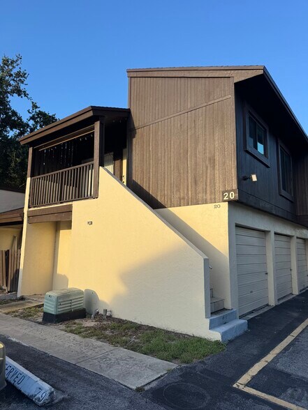 Building Photo - 5260 Bosque Ln