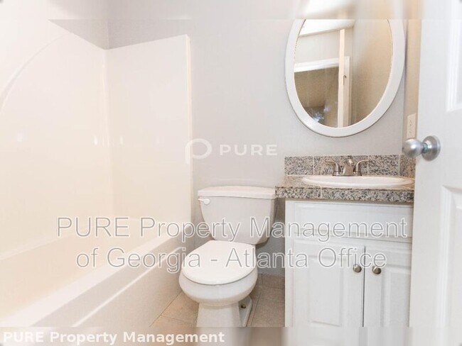 Building Photo - 553 Scrooch Ct