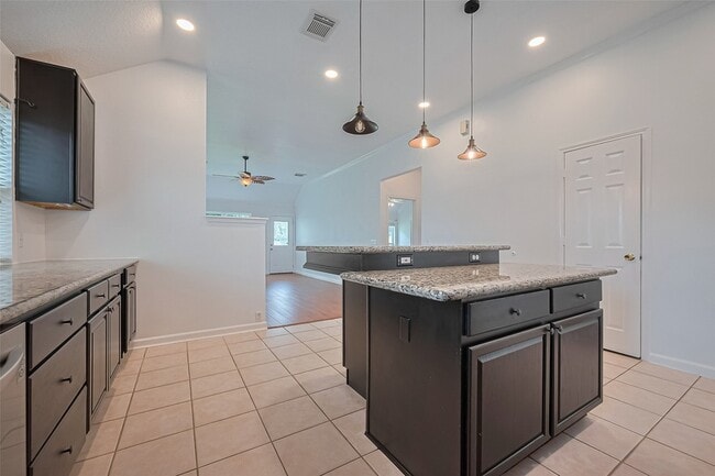 Building Photo - 11042 Sentry Ct
