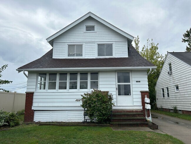 Building Photo - 7401 Jameson Rd