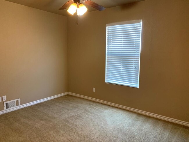 Building Photo - 7230 Manford Ln