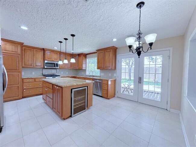 Building Photo - 14718 Atterbury Dr