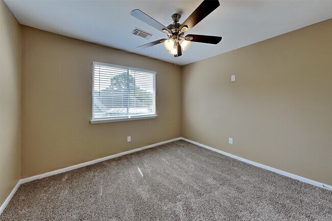 Building Photo - 2807 Burgess Hill Ct