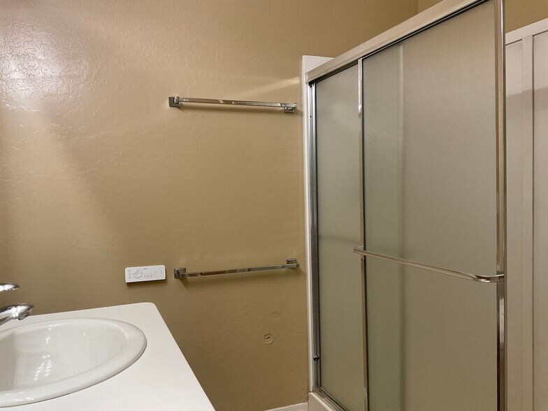 Building Photo - 3603 Herring Gull Ln