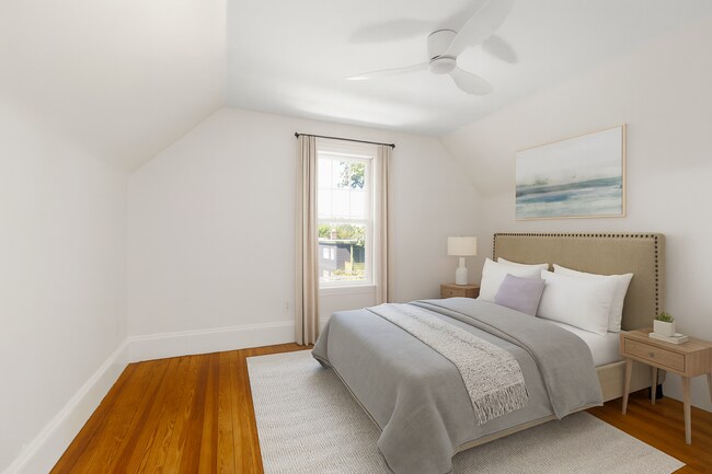 Building Photo - 105 Fayerweather St