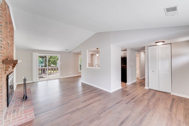 Building Photo - Stylishly Updated 3-Bedroom Home in Sought...