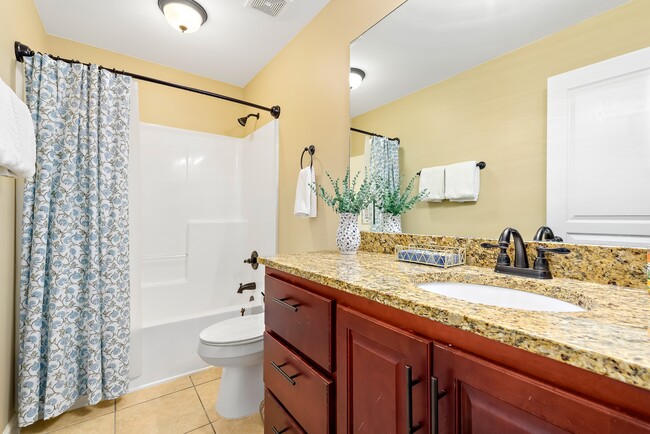 Building Photo - 304 Squirrel Hollow