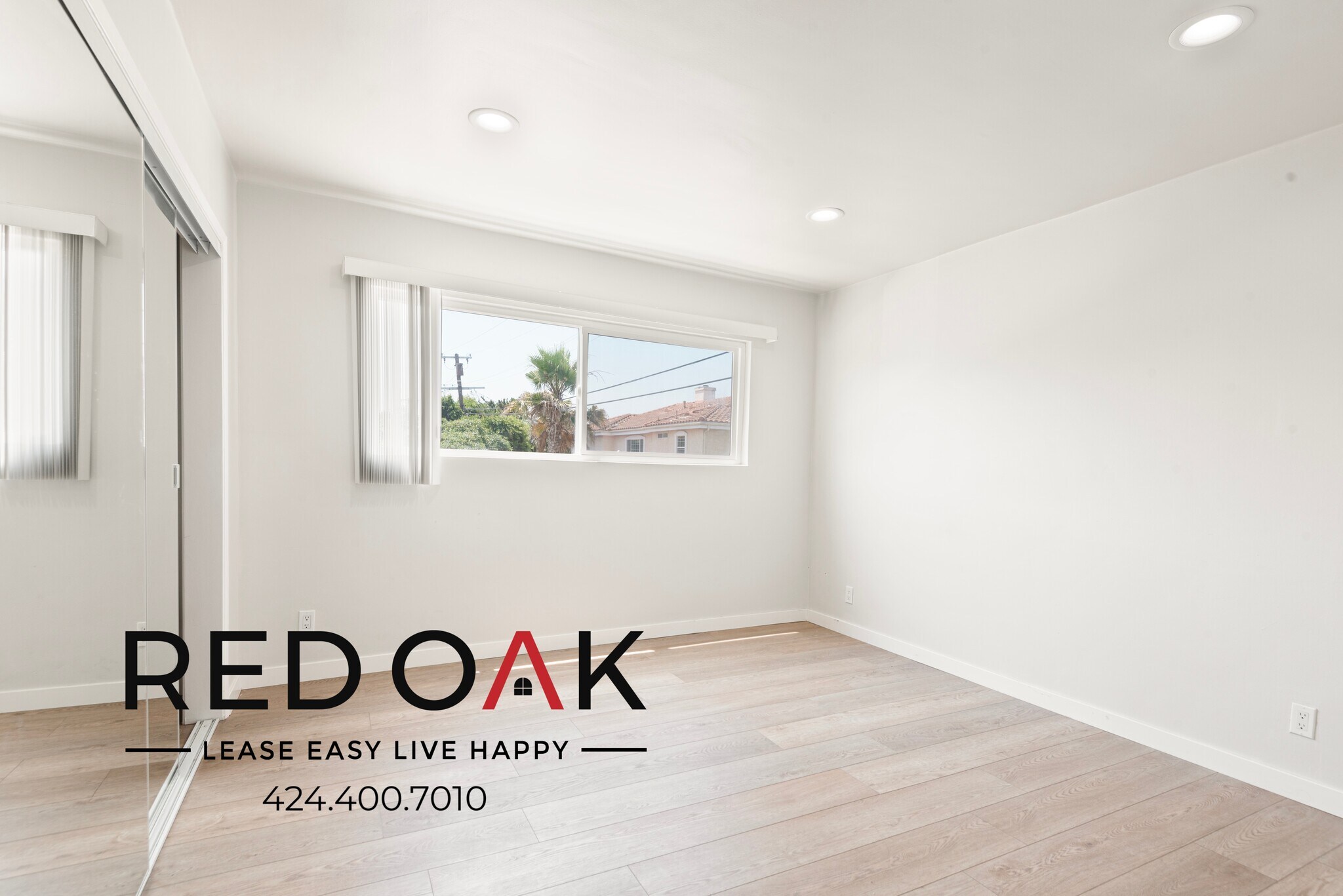 Building Photo - 1489 S Canfield Ave