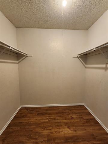 Building Photo - 4405 Menzer Rd