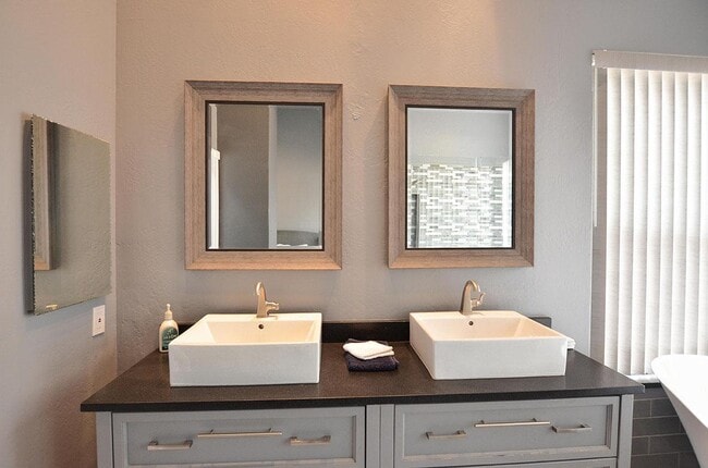 Building Photo - 4338 E Desert Marigold Dr