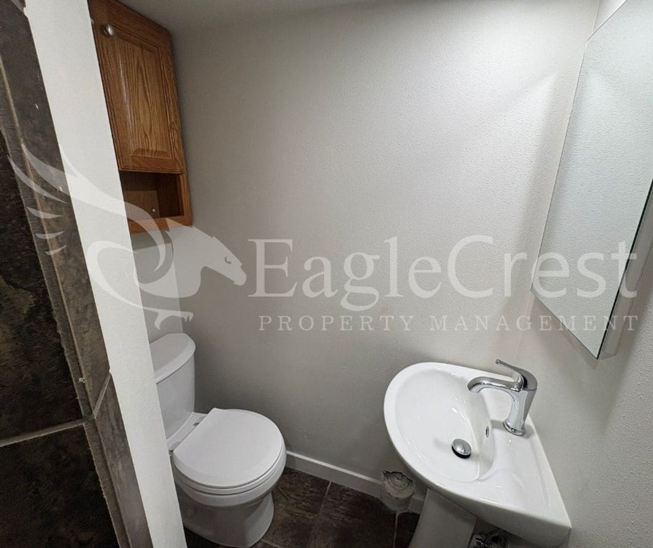 Building Photo - 236NCOLLEGE