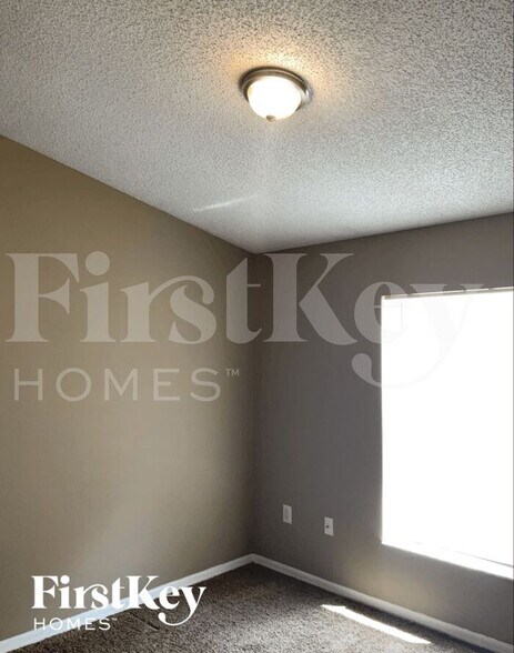 Building Photo - 7446 Groveoak Dr