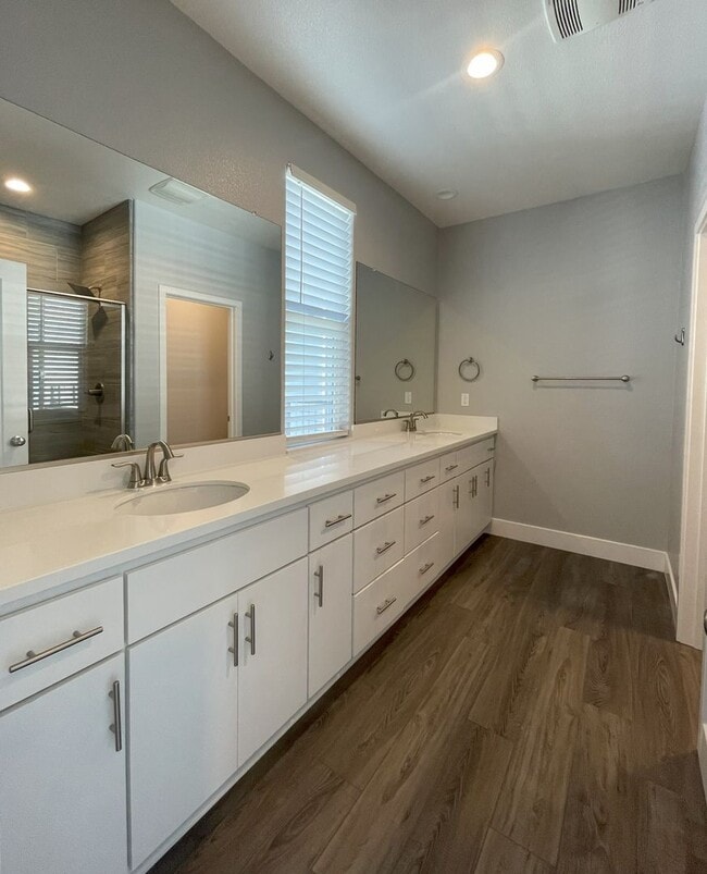 Building Photo - Embrace the Charm, Enjoy the Space, Love t...