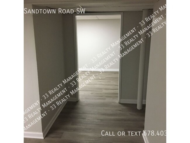 Building Photo - 2333 Sandtown Rd SW