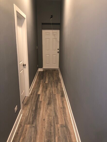 First Floor - 4836 S Michigan Ave