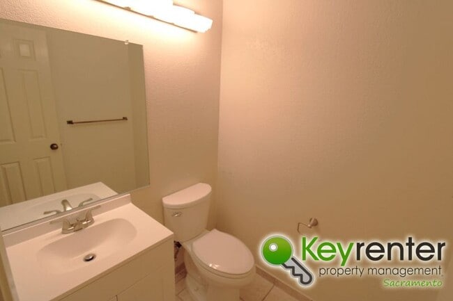Building Photo - 8021 Sawgrass Cir