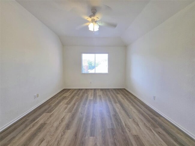 Building Photo - 6415 Taimer Ct