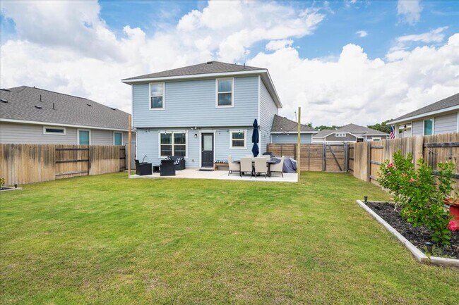 Building Photo - 144 Syrah Ct