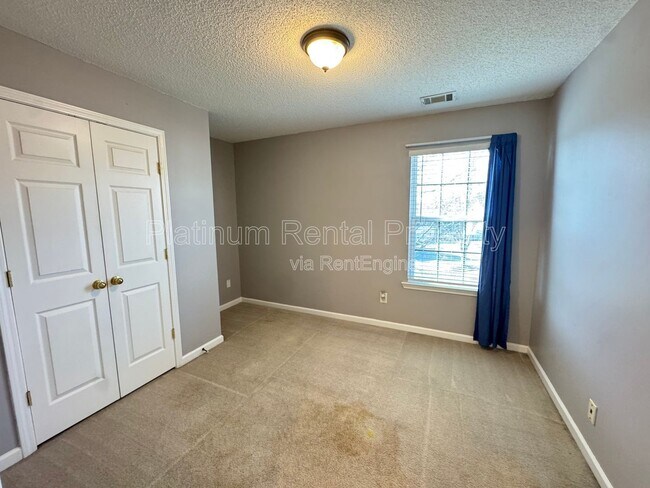 Building Photo - 231 Beckenham Ln