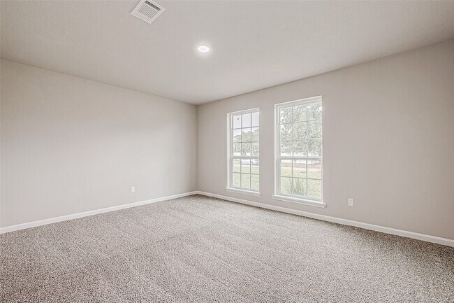 Building Photo - 635 Tarpaulin Way