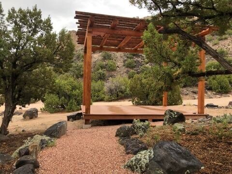 Building Photo - 122 Cerrito de Baca