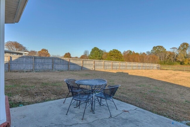 Building Photo - 113 Delta Pine Dr