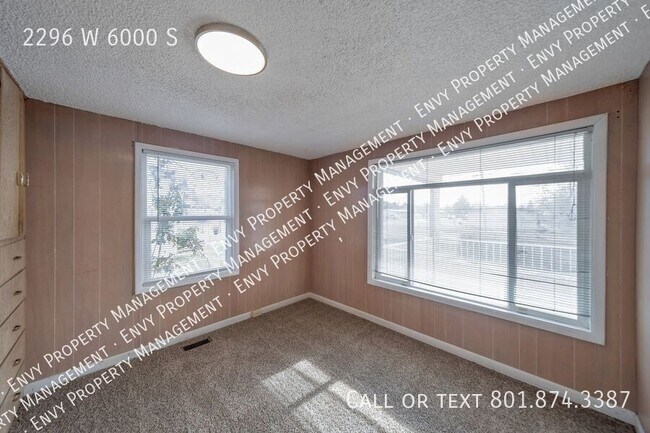 Building Photo - 2296 W 6000 S