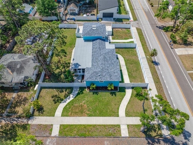 Building Photo - 255 37th St N