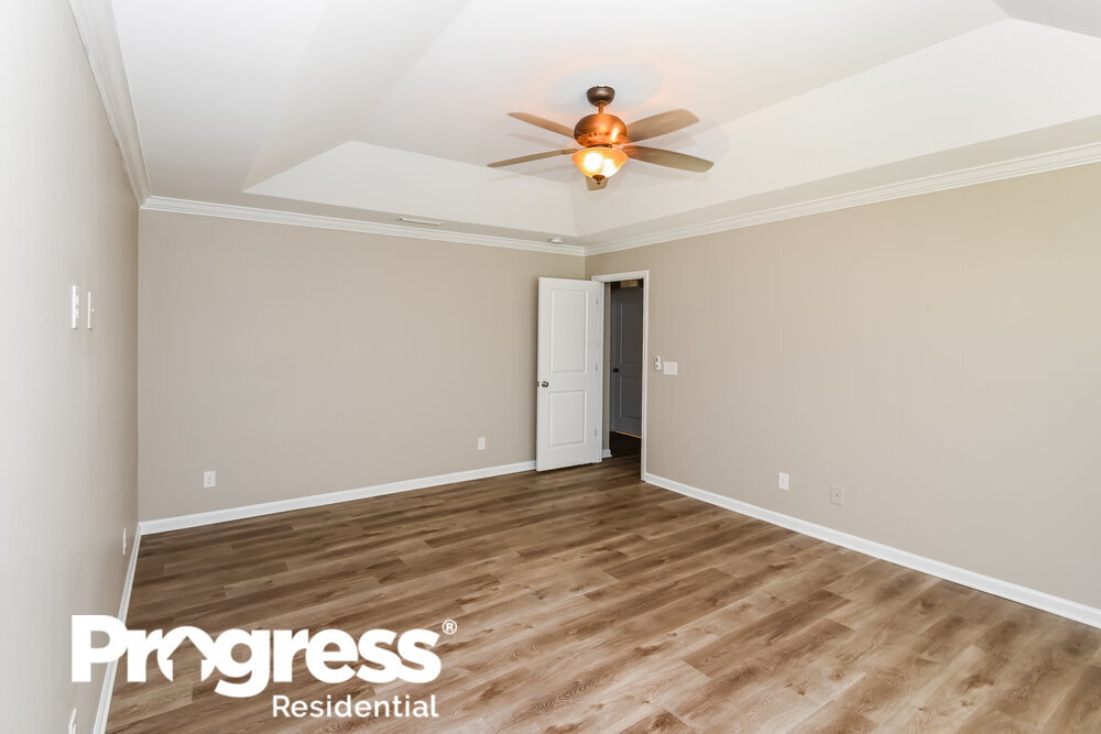 Building Photo - 3343 Saddlebrook Dr