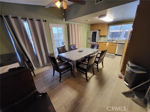 Building Photo - 44025 Glenraven Rd