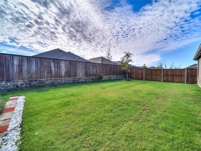 Building Photo - 1109 Goldfinch Dr