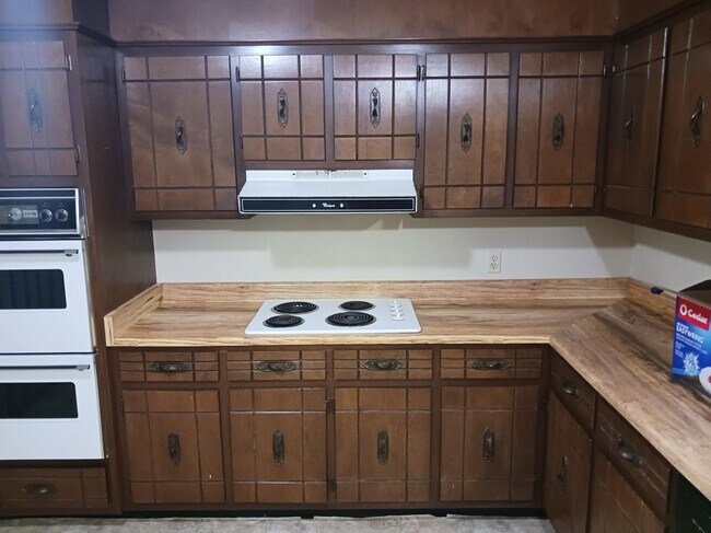 Building Photo - 130 W Midvale Ave