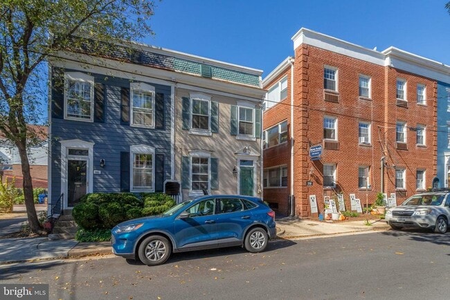 Primary Photo - 225 S Payne St