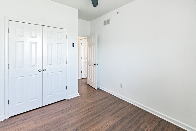 Building Photo - Claymont - 3 bedroom townhome in Darley Green