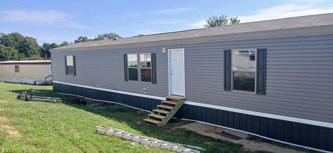 Building Photo - 2640 Windy Hill Rd