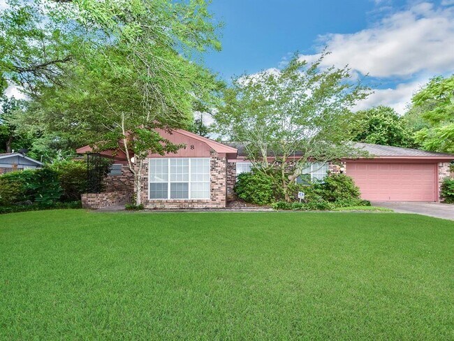 Primary Photo - 8818 Cadawac Rd