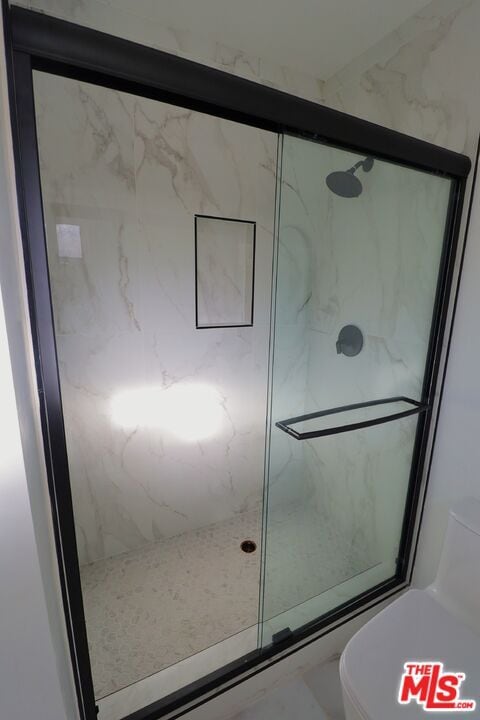 Building Photo - 776 1/2 W 25th St