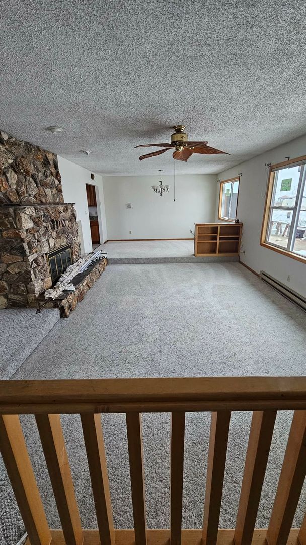 Building Photo - Large House with beautiful landscaping and mission mountain views