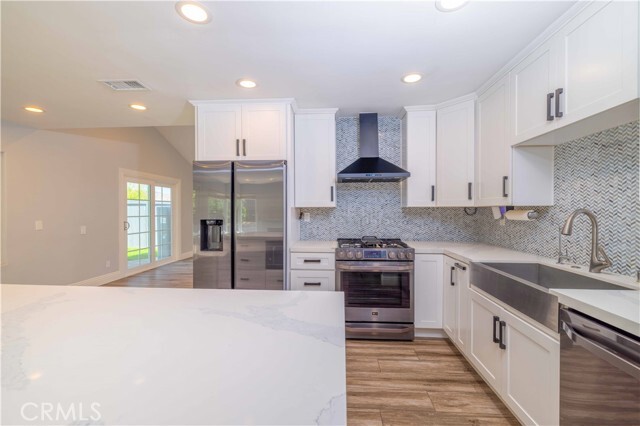 Building Photo - 8113 E Kennedy Rd