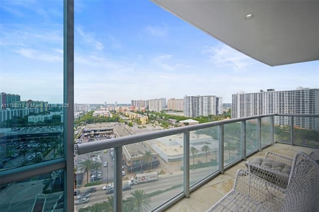 Building Photo - 17121 Collins Ave