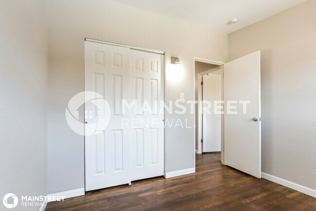 Building Photo - 3125 Racine St