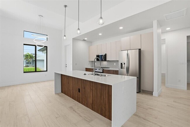 Building Photo - 9402 Arrid Cir
