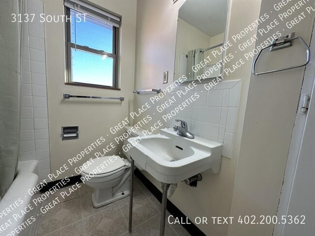 Building Photo - 3137 S St