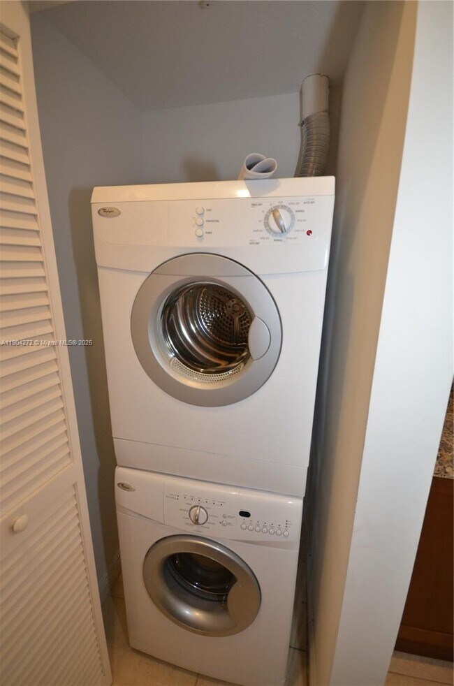 Building Photo - 400 N Federal Hwy