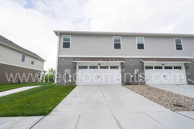Building Photo - 6380 Apperson Dr
