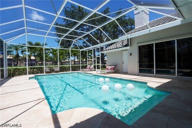 Building Photo - 3510 Lakemont Dr