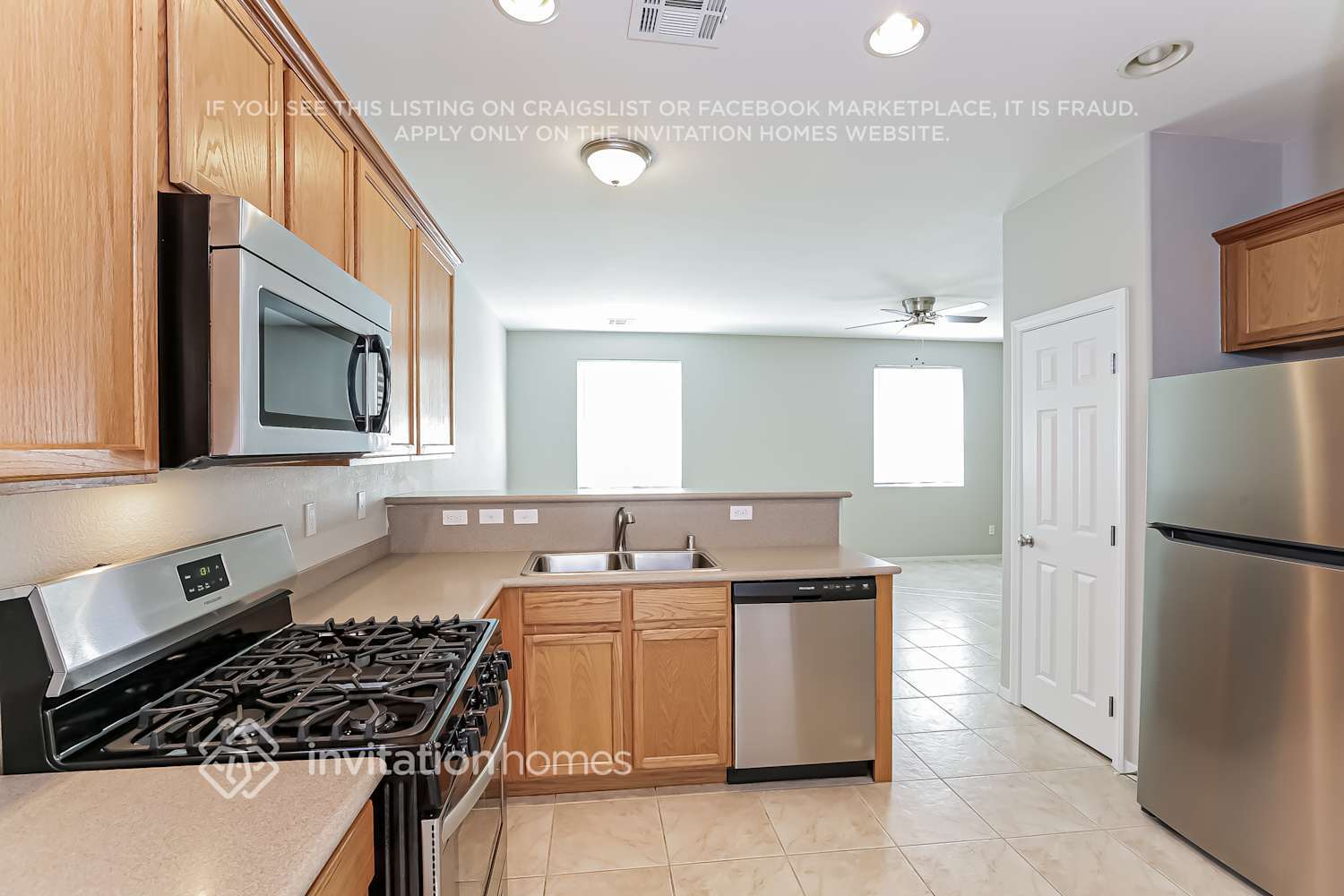 Building Photo - 4039 Sparrow Rock St