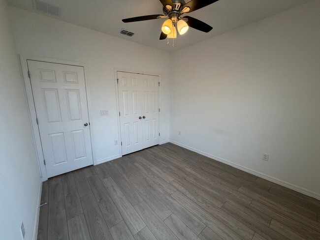 Building Photo - 8191 Mosaic Ln