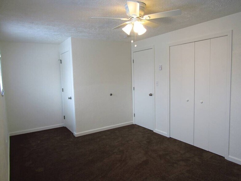 Building Photo - 1254 Argonne Dr